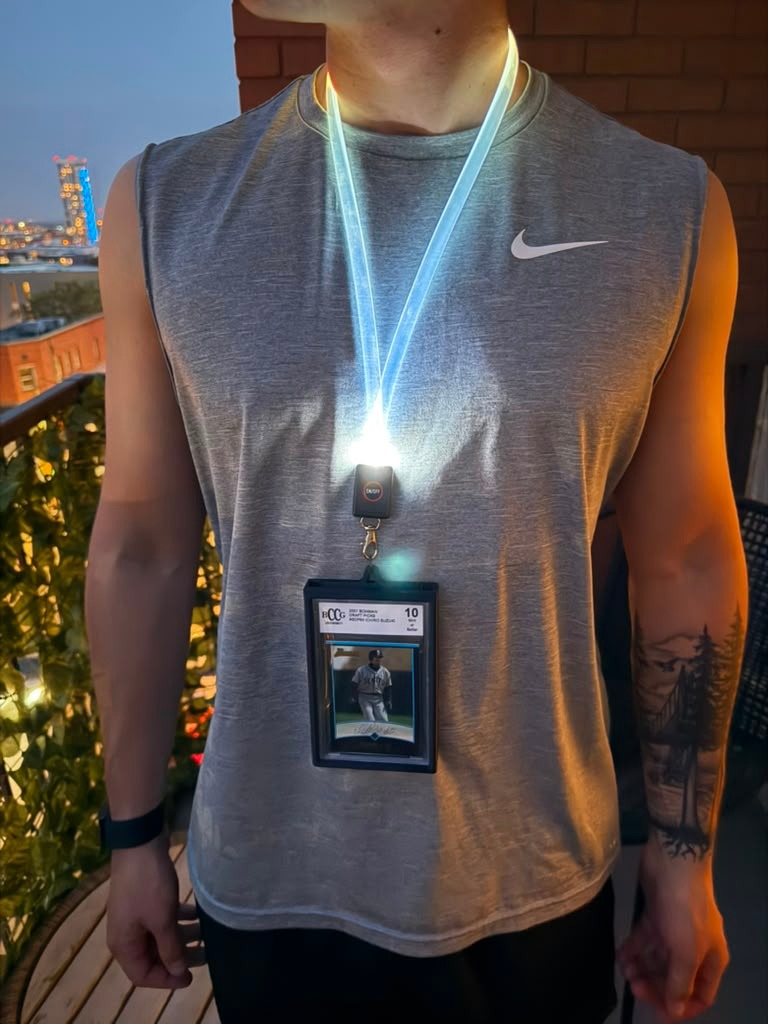 SHOWKASE: The World's BEST Wearable Card Holder